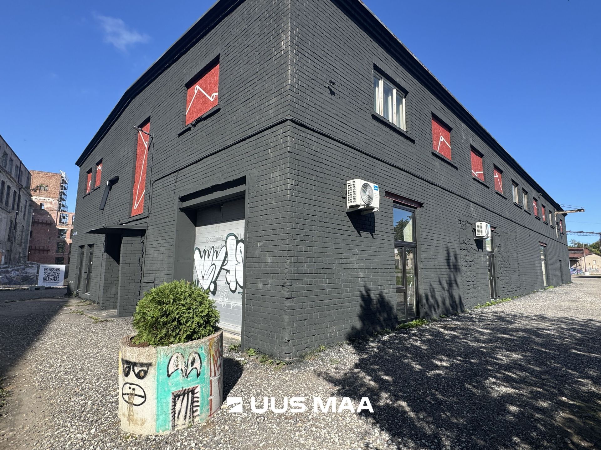Tallinn, Manufaktuuri tn 3